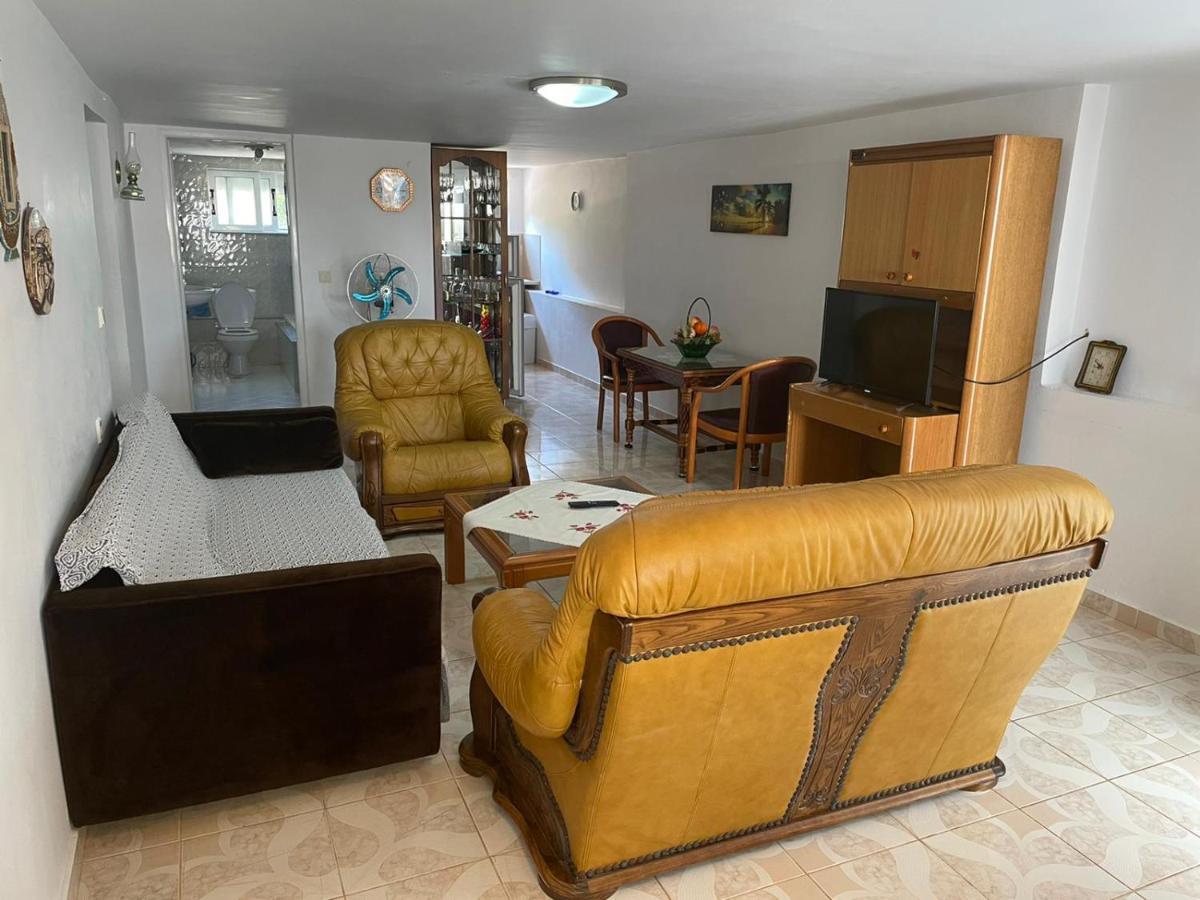 Apartamente Gleni Sarandë 외부 사진