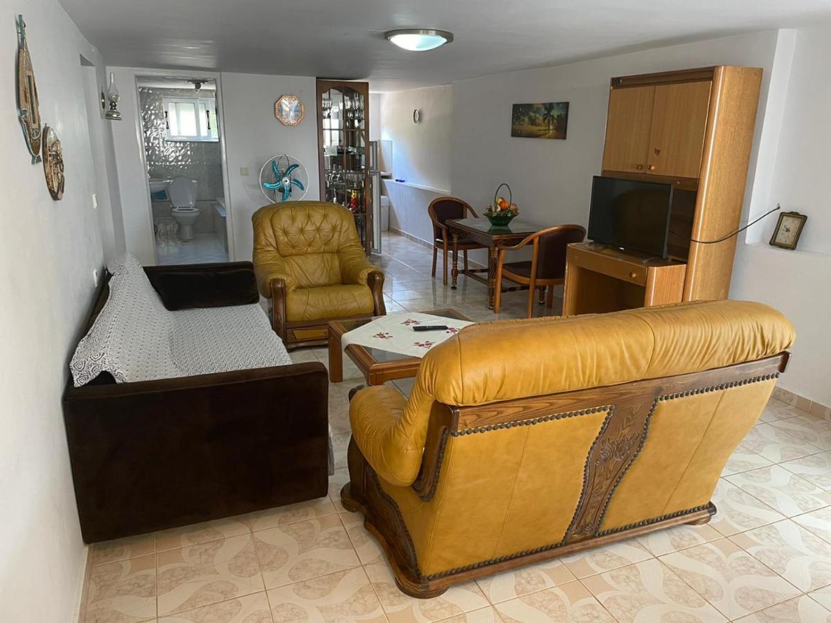 Apartamente Gleni Sarandë 외부 사진
